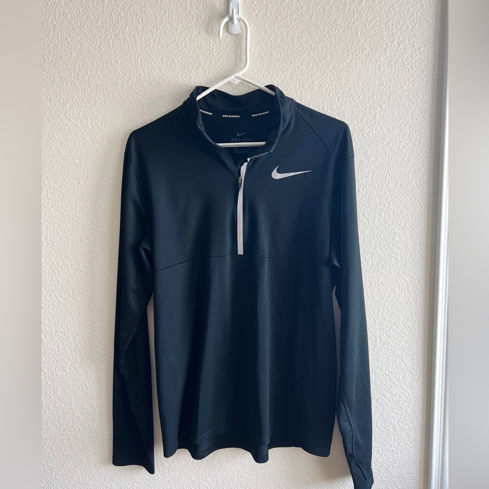 Nike Men’s Dri-Fit Long Sleeve Shirt - Size M